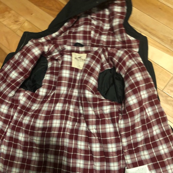 Hollister flannel lined parka, nice and warm and cozy. - Picture 2 of 3